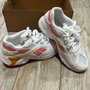 Reebok Classic Aztec Size 4 Men